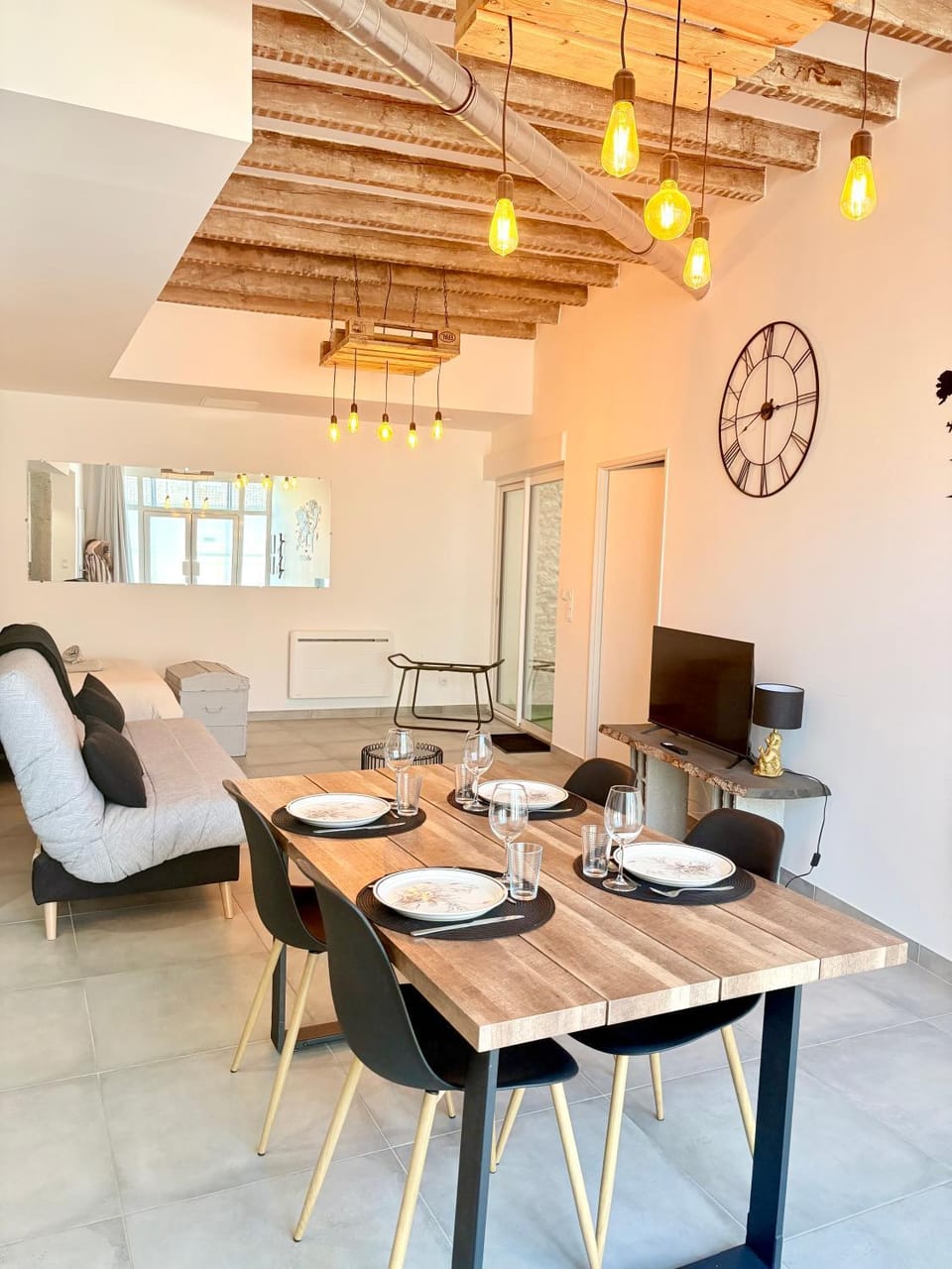 Loft avec terrasse au pied du château Apartment in Amboise