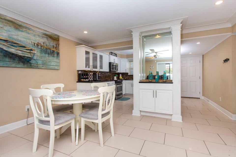 Commodore's Landing 104 House in Okaloosa Island