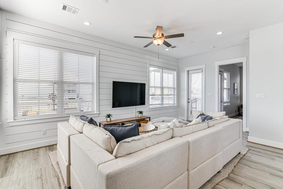 Walk to Beach! Waterfront Galveston Gem w/ Decks House in Galveston Island