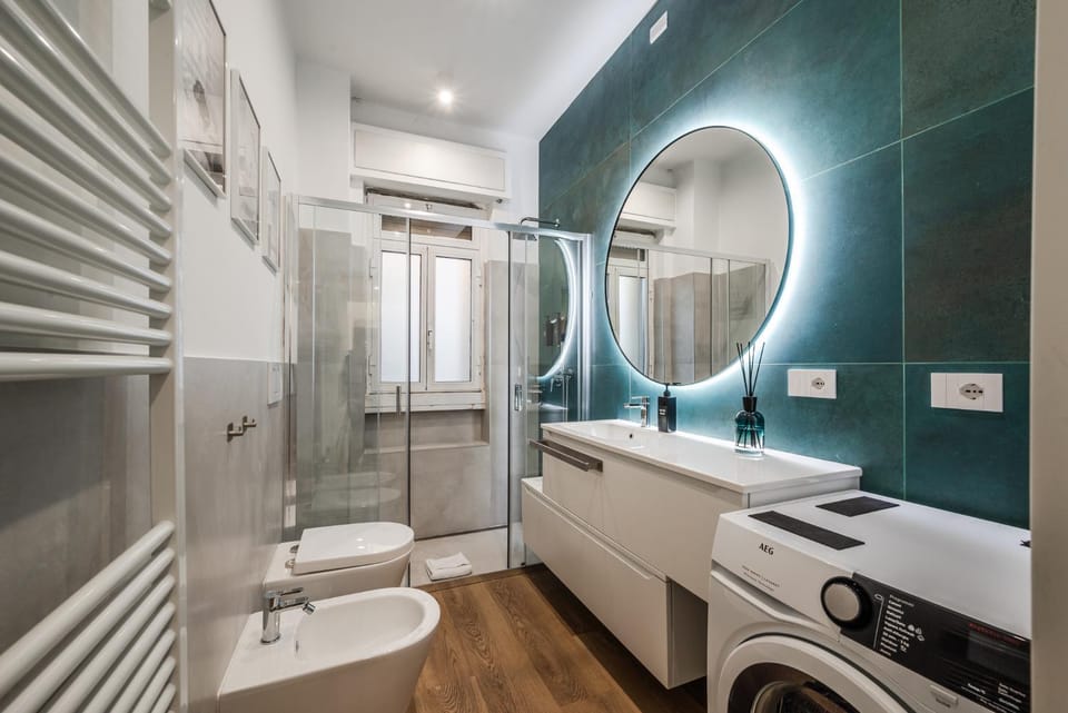 Shower, Toilet, Bathroom, washing machine