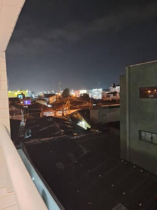 Apartamento perto da praia com ar condicionado Apartment in State of São Paulo