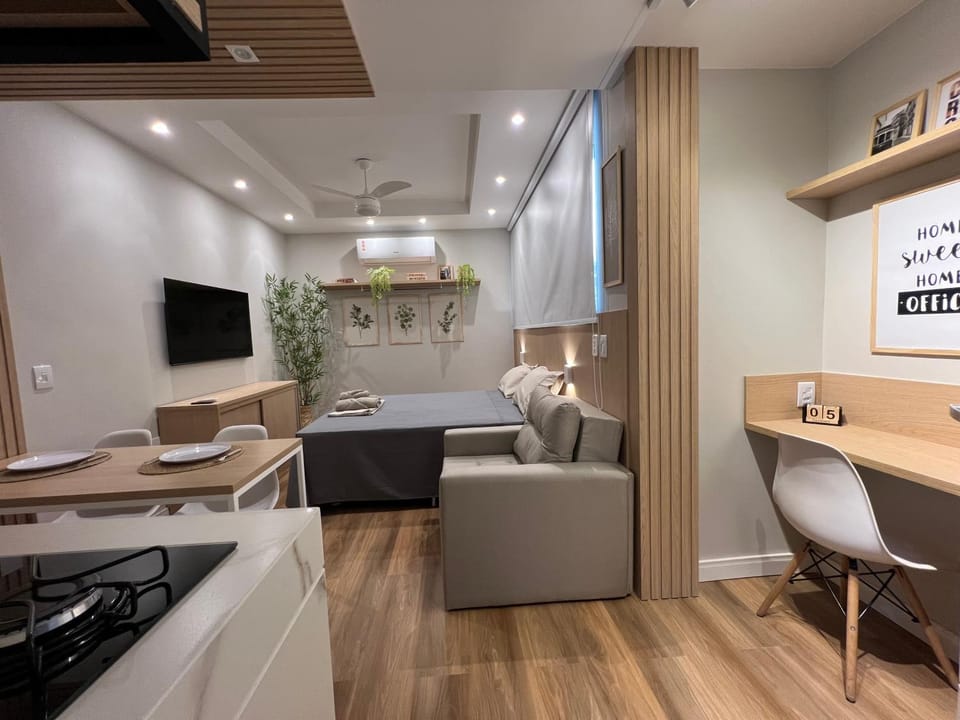 Communal lounge/ TV room, TV and multimedia, Kitchen or kitchenette, Dining area, hair dresser