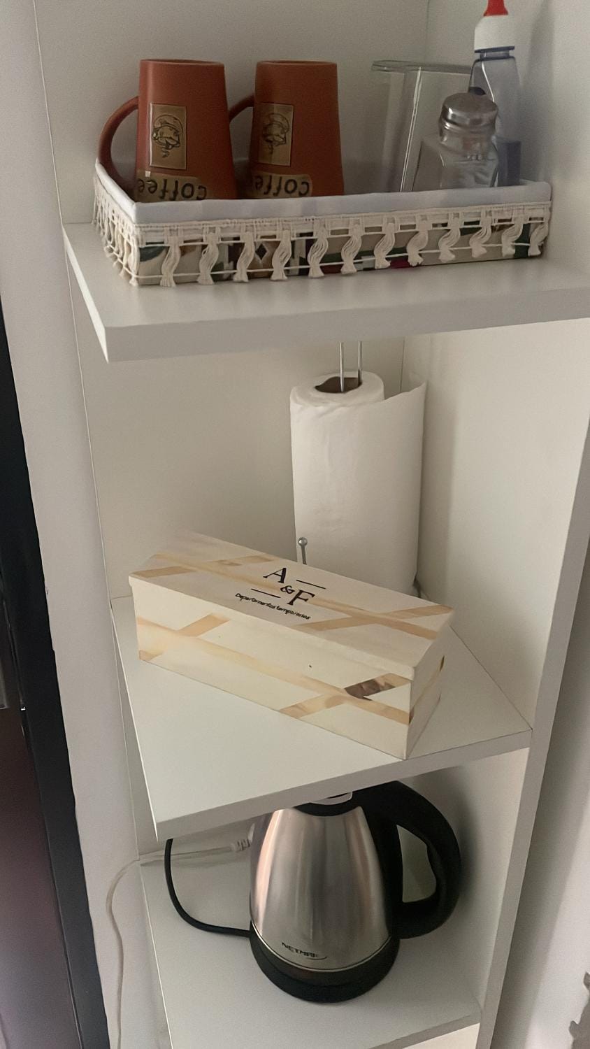 Coffee/tea facilities