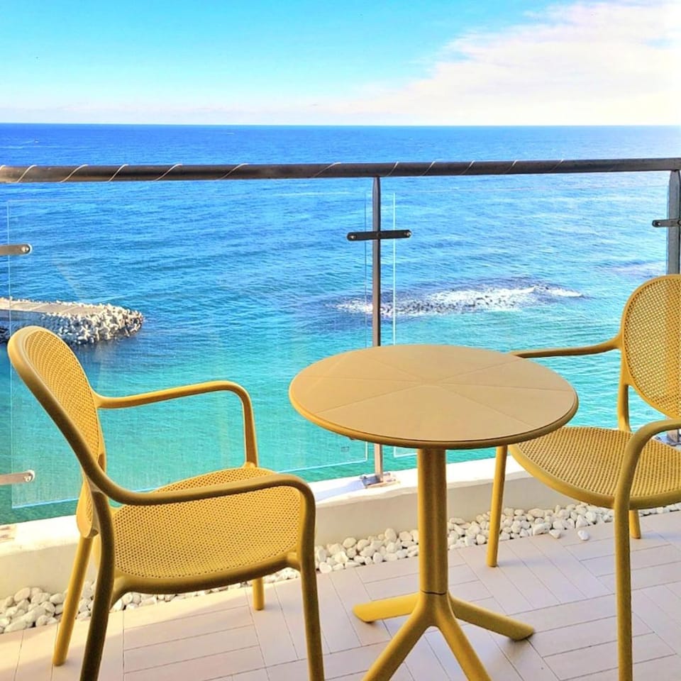 Sokcho Summitbay 1705 "Panoramic Ocean View" Apartment hotel in South Korea