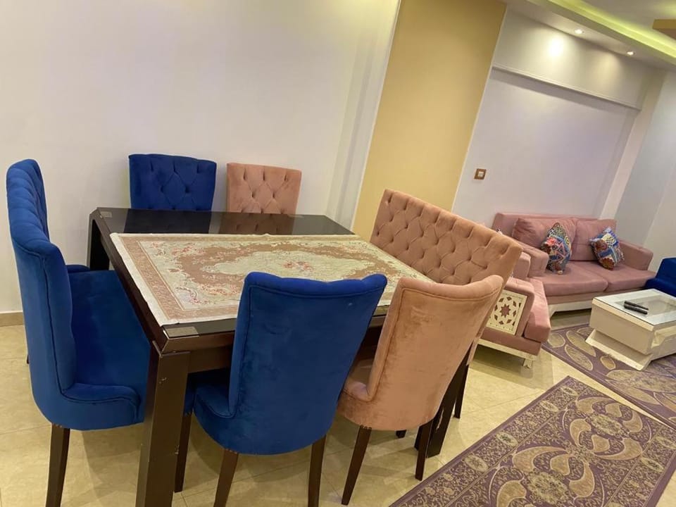 city sister apartments sea view للعائلات فقط Apartment in Alexandria