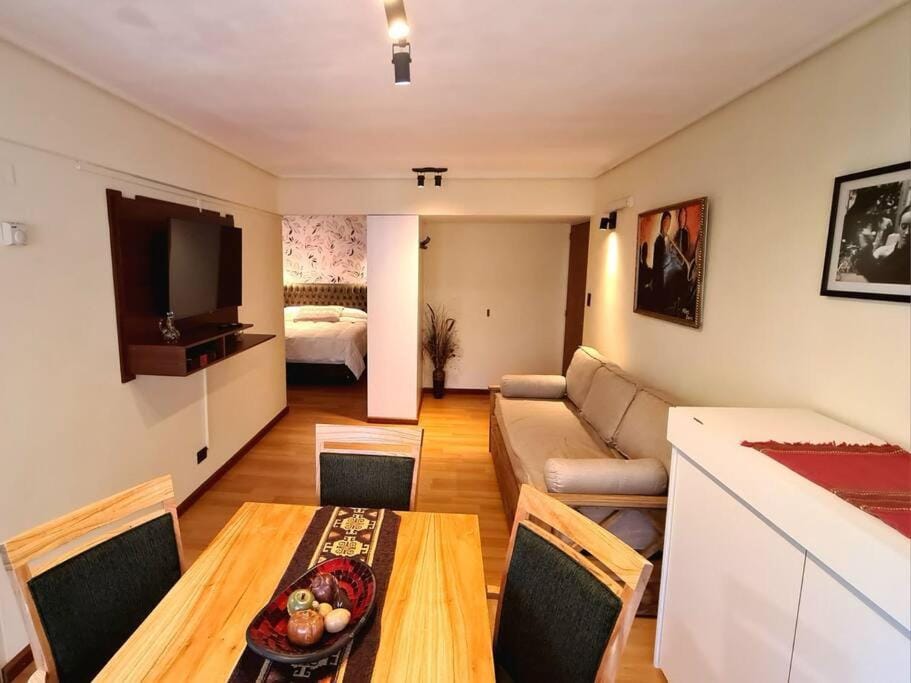 Bed, TV and multimedia, Living room, Dining area
