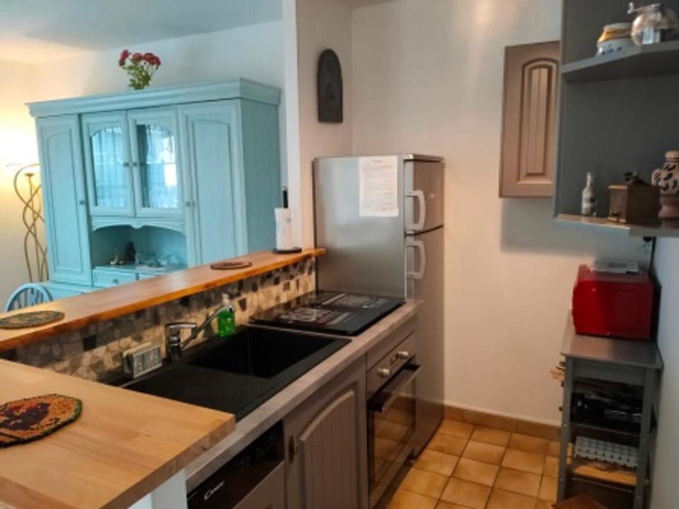 Charmant appart 2 chambres proche plage - WIFI - Animaux acceptés - FR-1-323-453 Apartment in Saint-Jean-de-Monts