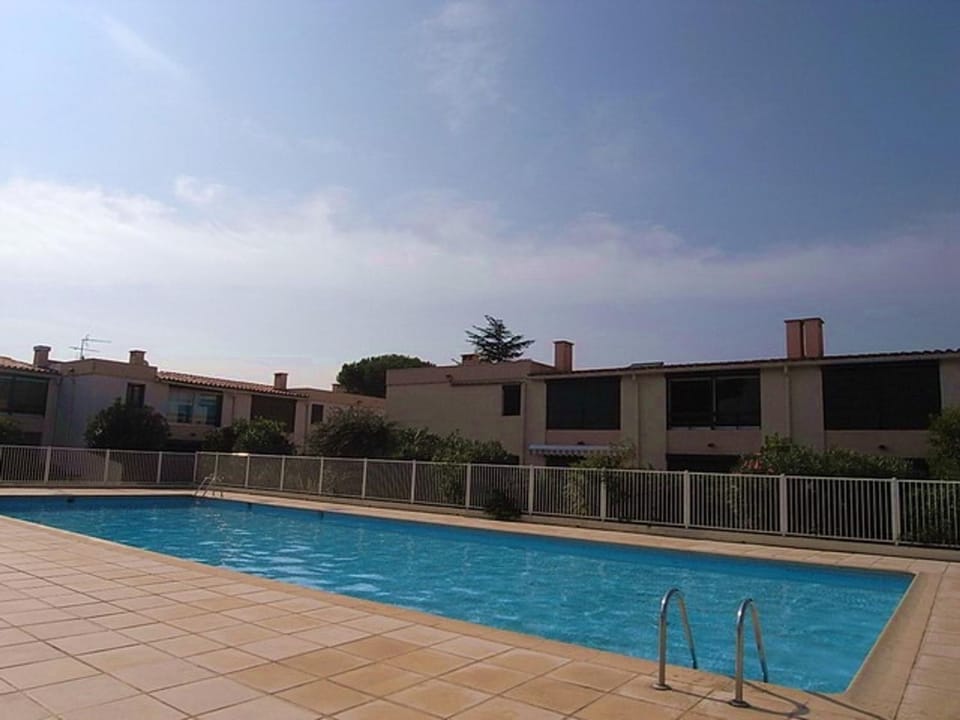 Studio avec Piscine, Tennis et Terrasse à 500m de la Plage d'Argelès - FR-1-776-59 Apartment in Argeles-sur-Mer