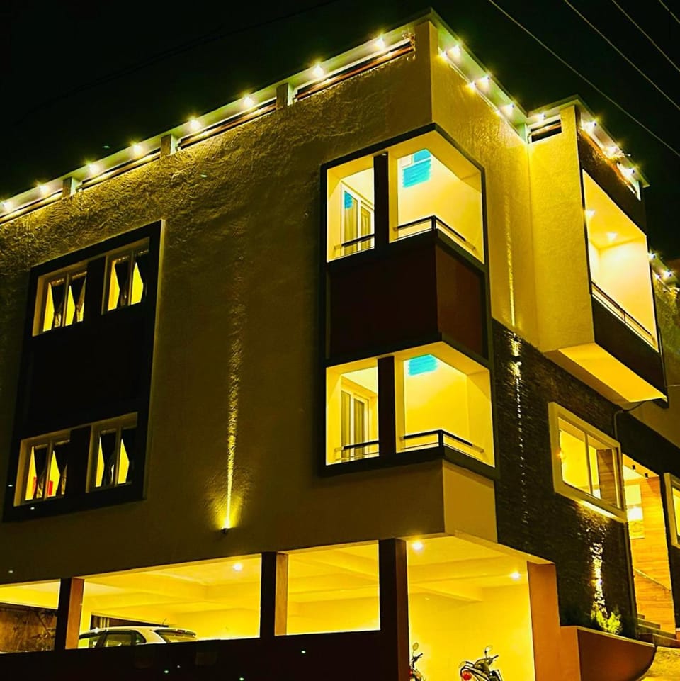 Property building, Night