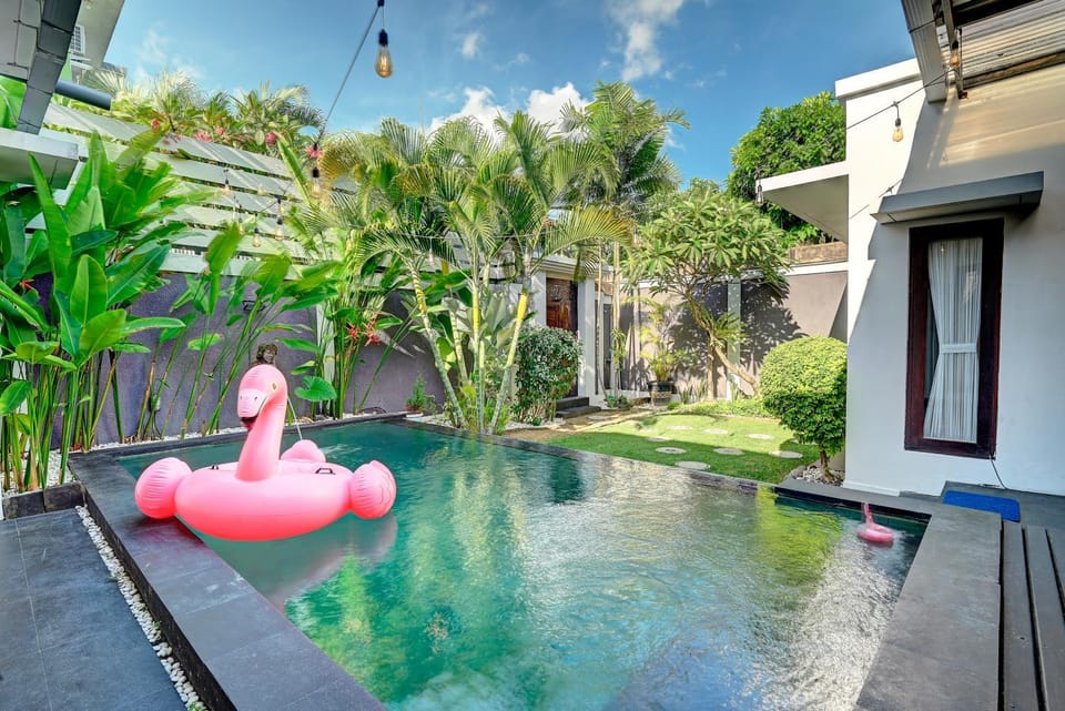 Garden view, Pool view
