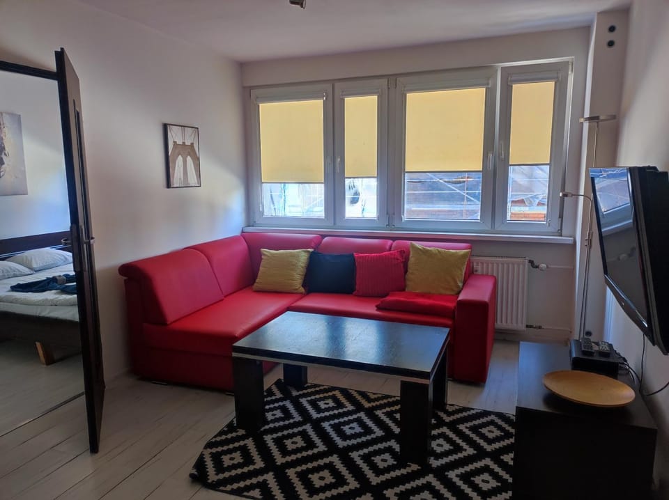 TV and multimedia, Photo of the whole room, Seating area