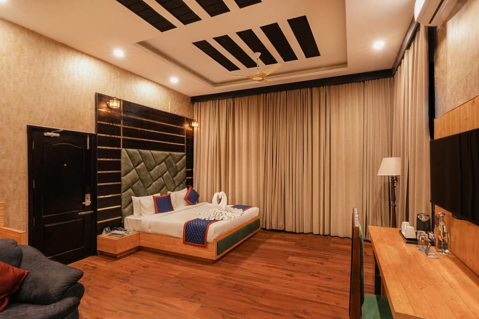 Bedroom, VIP