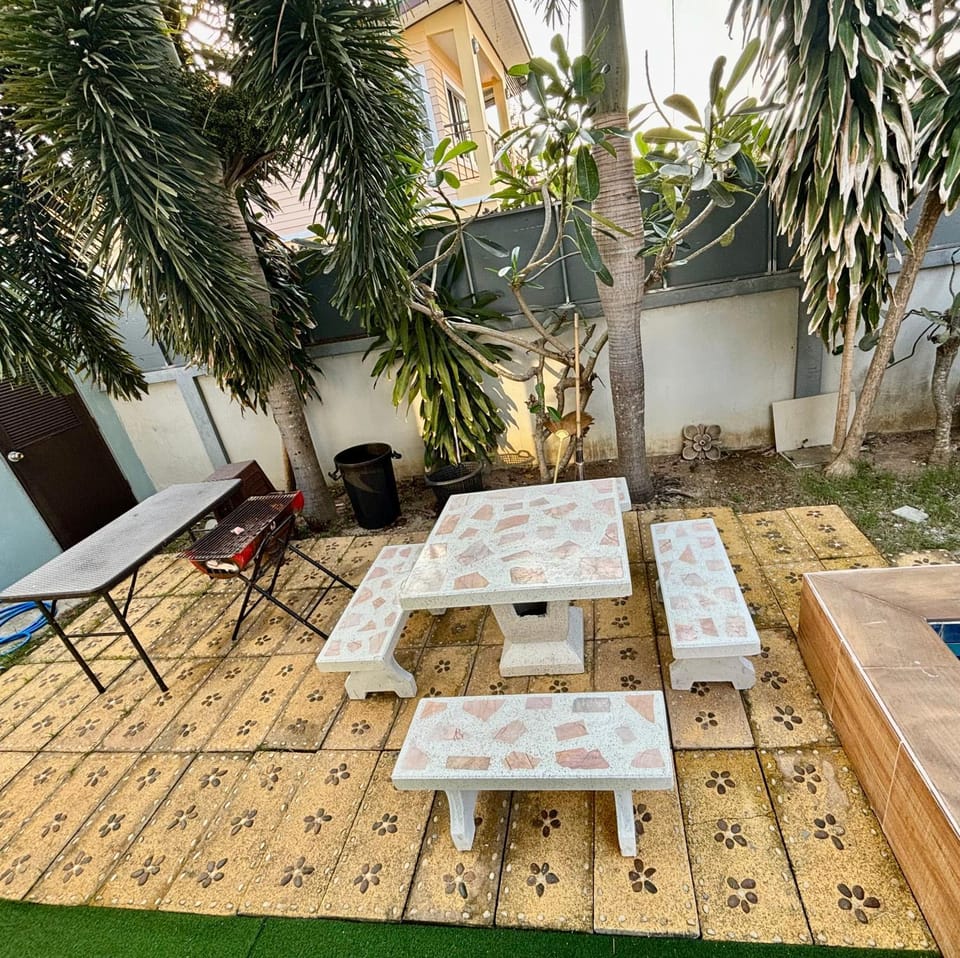 Patio, Garden, Garden, Balcony/Terrace, Balcony/Terrace, Dining area