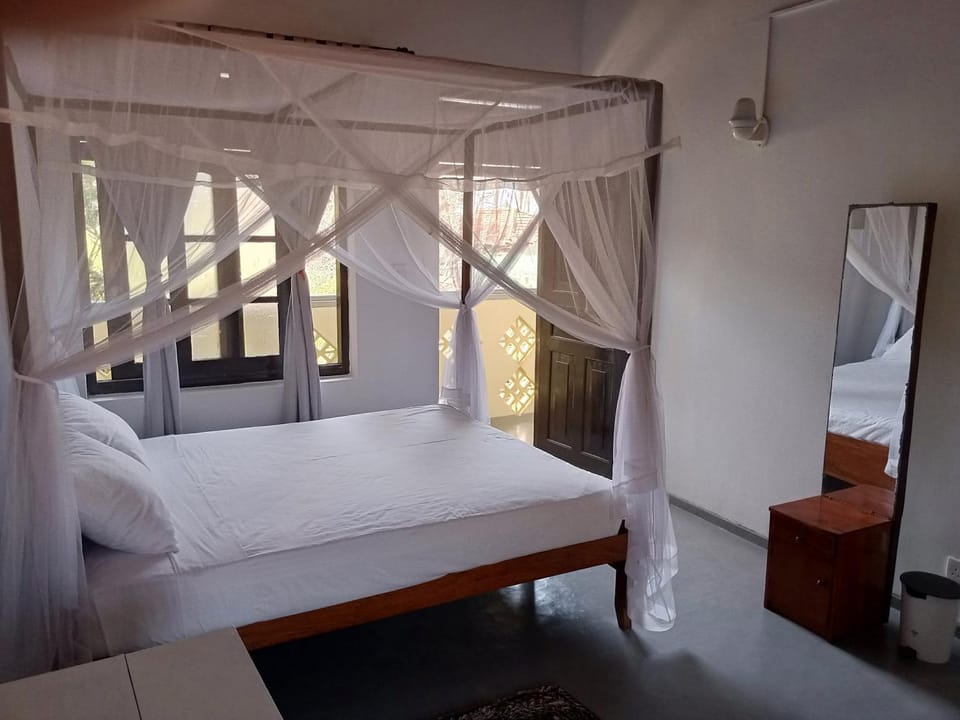 Bed, Balcony/Terrace, Bedroom