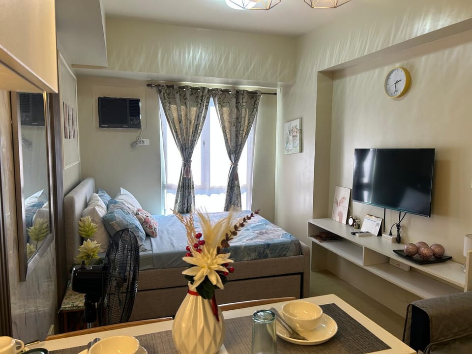 Avida Tower 4 L21 staycation rm1104 Apartment hotel in Iloilo City