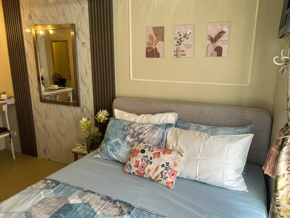 Avida Tower 4 L21 staycation rm1104 Apartment hotel in Iloilo City