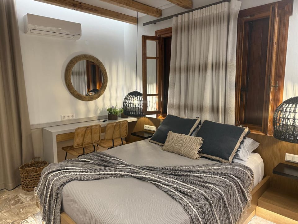 Villa Apostolis Studios Bed and Breakfast in Skopelos