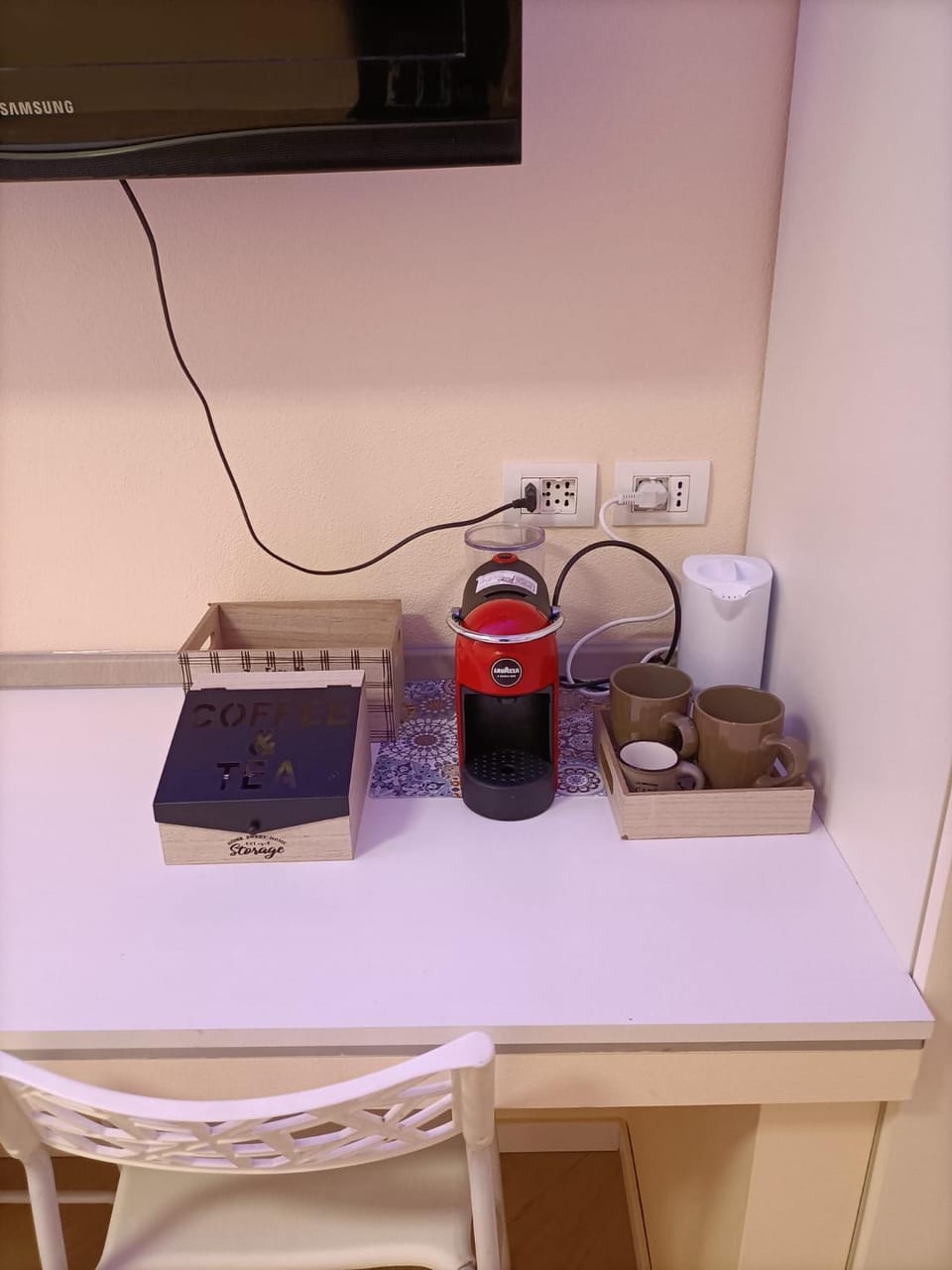 Coffee/tea facilities