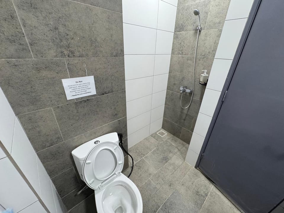 Podium Home2 for 7pax at AEON Mall Kuching Apartment in Kuching