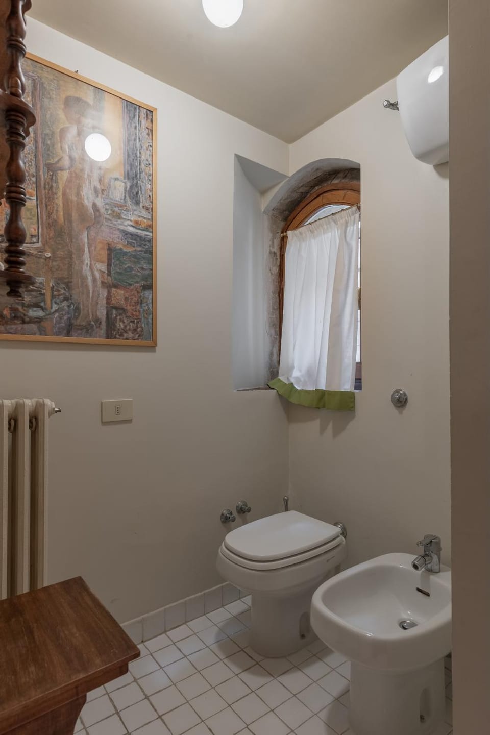 Old Bridge large and unique artful apartment with elevator Apartment in Florence