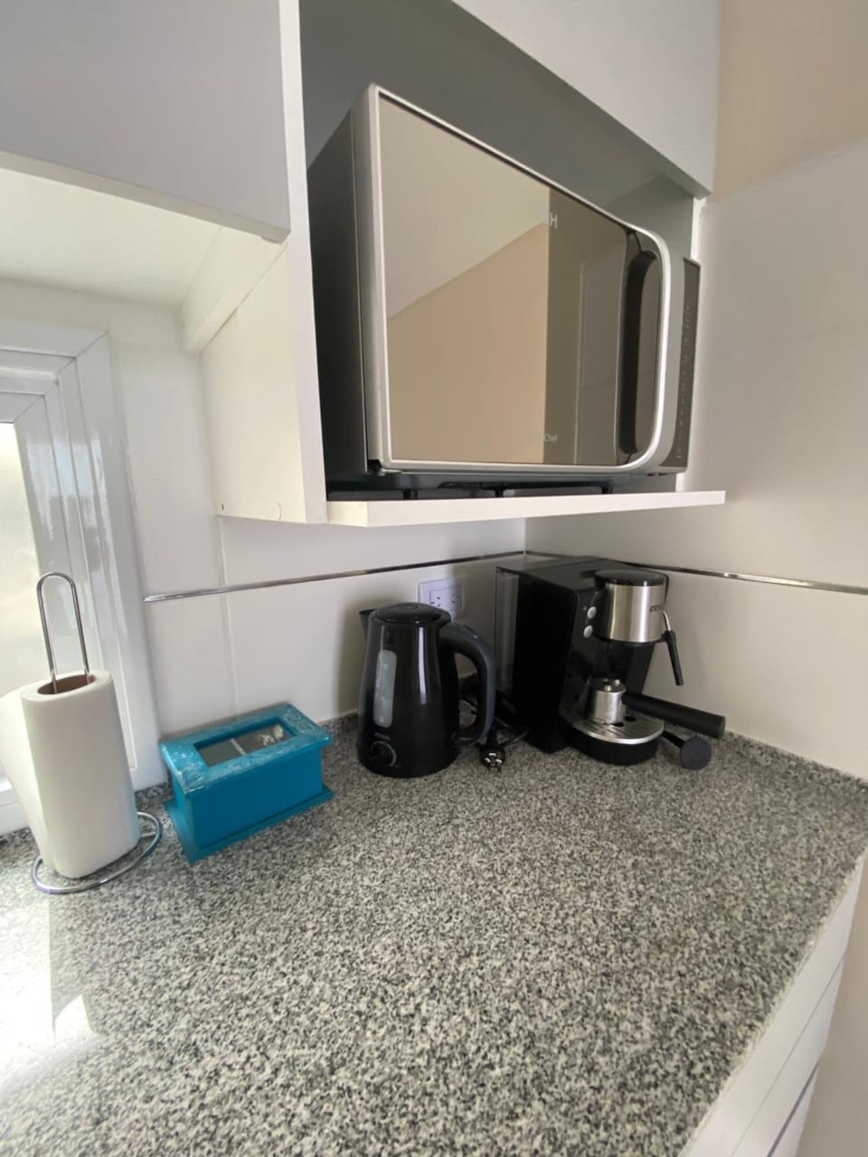 Coffee/tea facilities, Kitchen or kitchenette, microwave