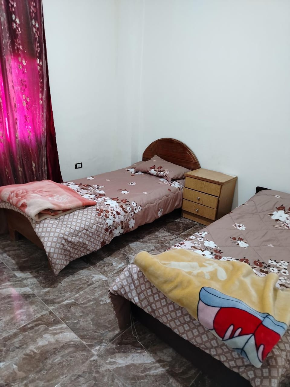 الشقة العائلية الحديثة familial new flat Apartment in Africa