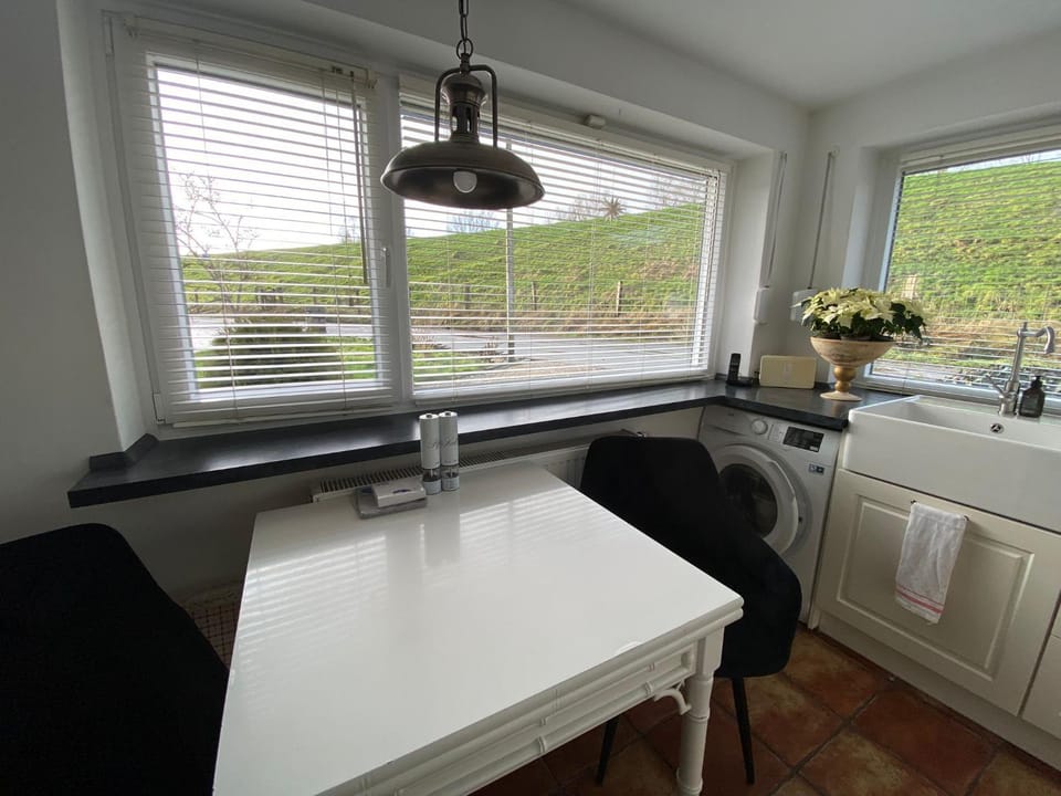 View (from property/room), Dining area