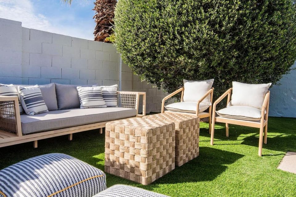 Lounge or bar