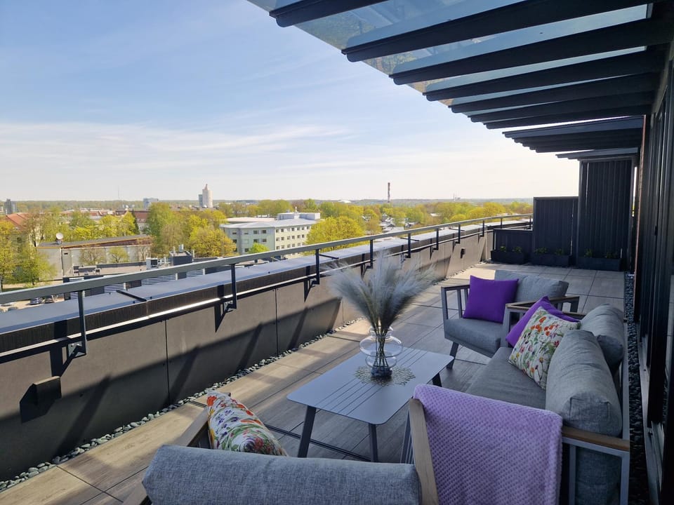 Patio, Day, View (from property/room), Balcony/Terrace, Seating area