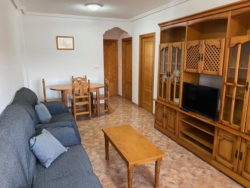 Communal lounge/ TV room, TV and multimedia, Living room