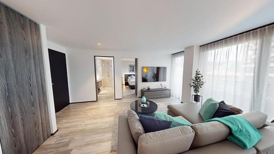 Spacious 1 bedroom apartment with balcony Apartment in Zurich City