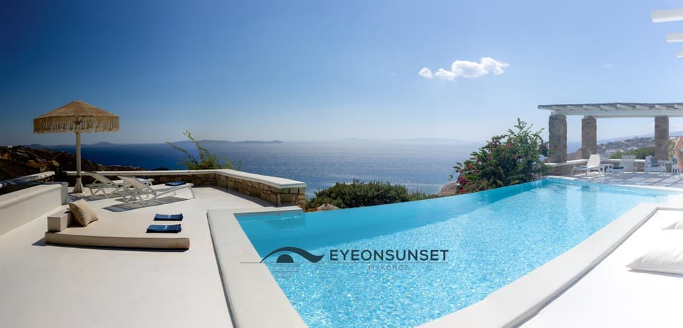 Sea view, Swimming pool