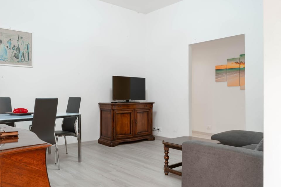 Communal lounge/ TV room, TV and multimedia