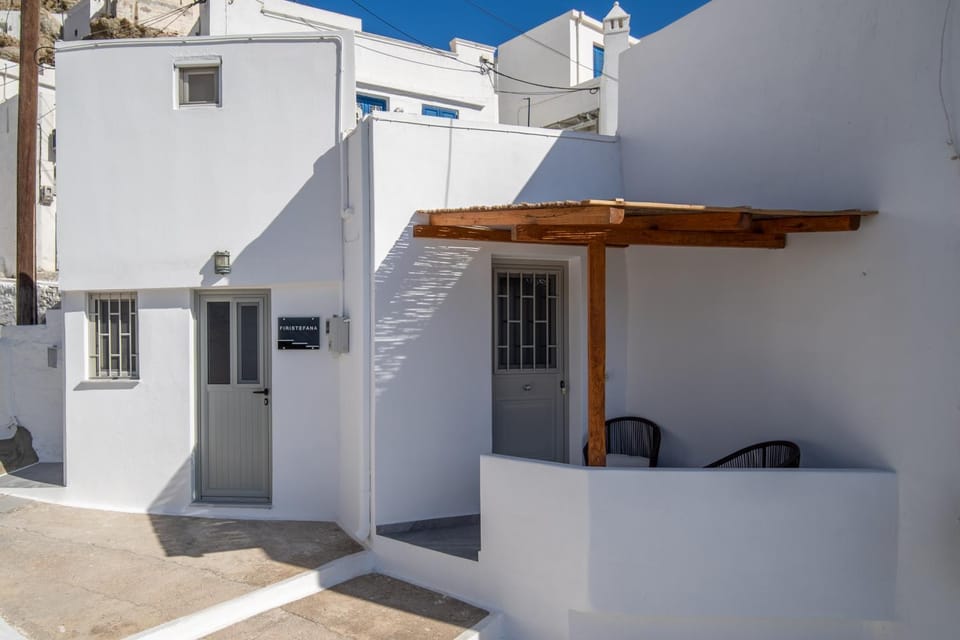 Property building, Balcony/Terrace