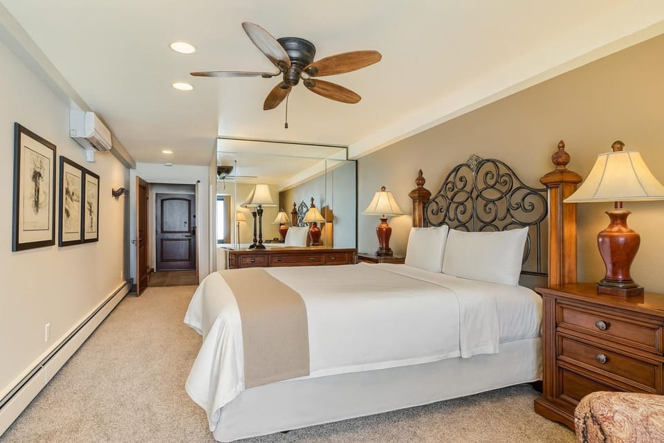 Village Loft Escape 35 Ski-In Ski-Out at Park City Mountain condo Apartment in Park City