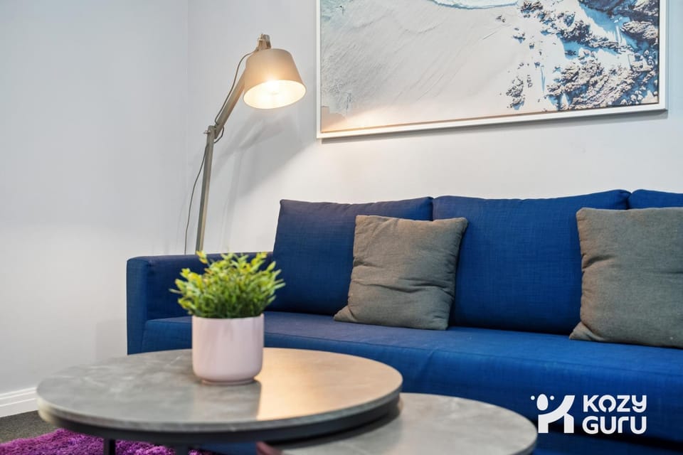 KozyGuru | Haymarket | Stylish CBD 1BR Apt Apartment in Surry Hills