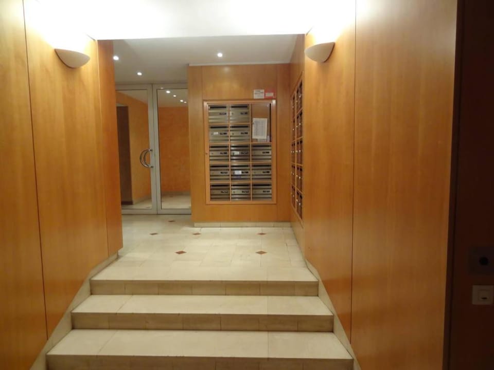 Pret à usage & Commodat Ile Saint Germain Issy les Moulineaux- 30 nuitées minimum - Salarié mobilité ou étudiant stagiaire Apartment in Issy-les-Moulineaux