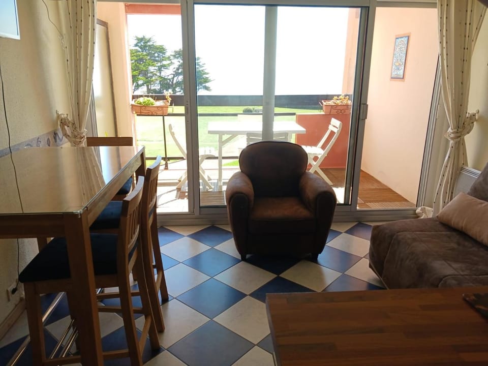 Patio, Seating area, Dining area
