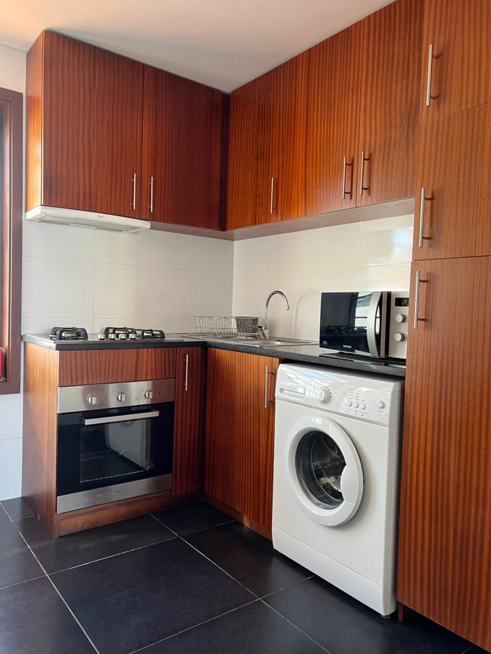 Kitchen or kitchenette, minibar, pet friendly, stove, washing machine