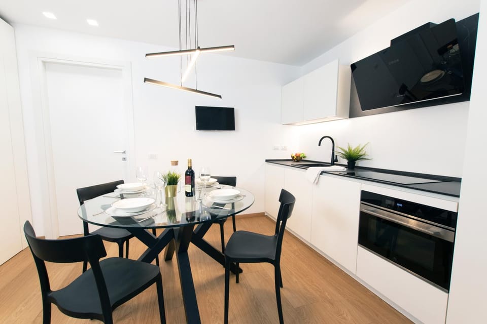 TV and multimedia, Dining area, pet friendly, stove