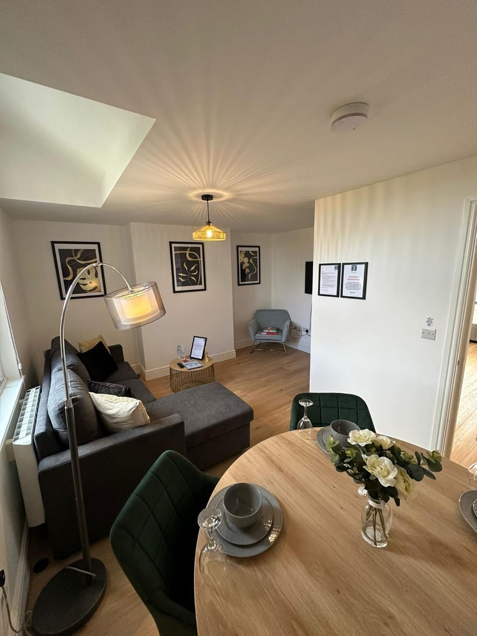 Central Cambridge Apartments by Tas Apartment in Cambridge