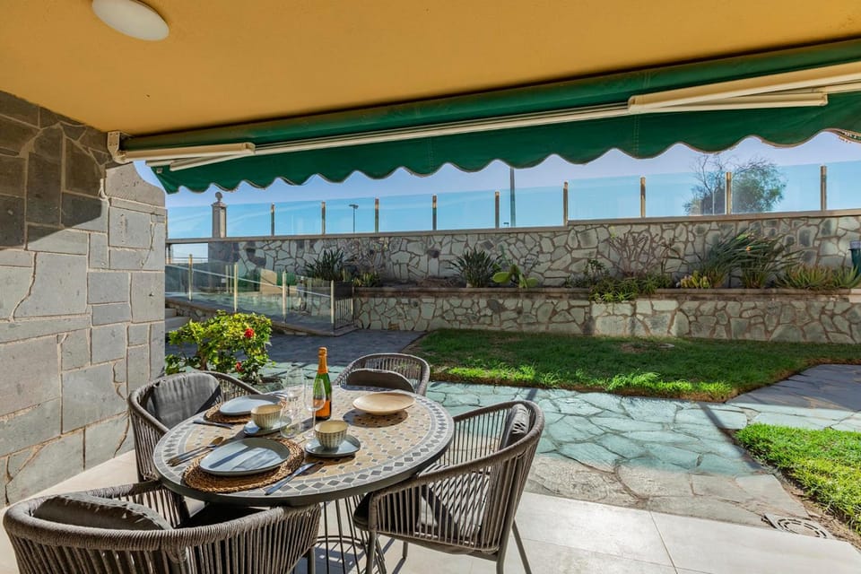 Balcony/Terrace, Dining area