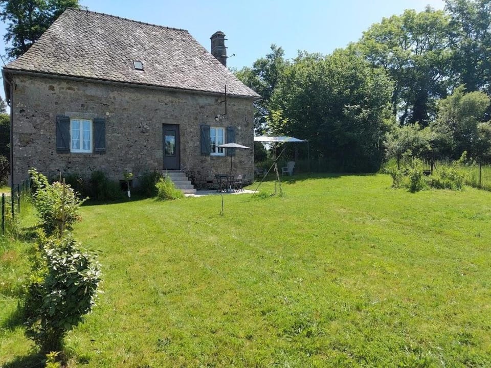 Gîte de France La maisonnette 2 épis - Gîte de France 2 personnes MAE-9764 Apartment in Nouvelle-Aquitaine