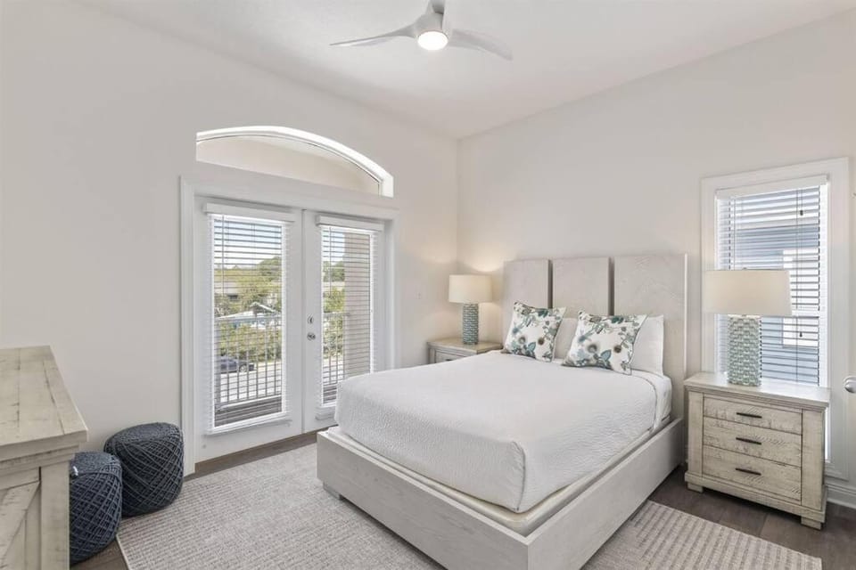 Gulf Side Condo Seagrove Beach Community Pool Apartment in South Walton County