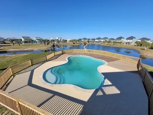 Galveston Beach House with Water Views House in Galveston Island