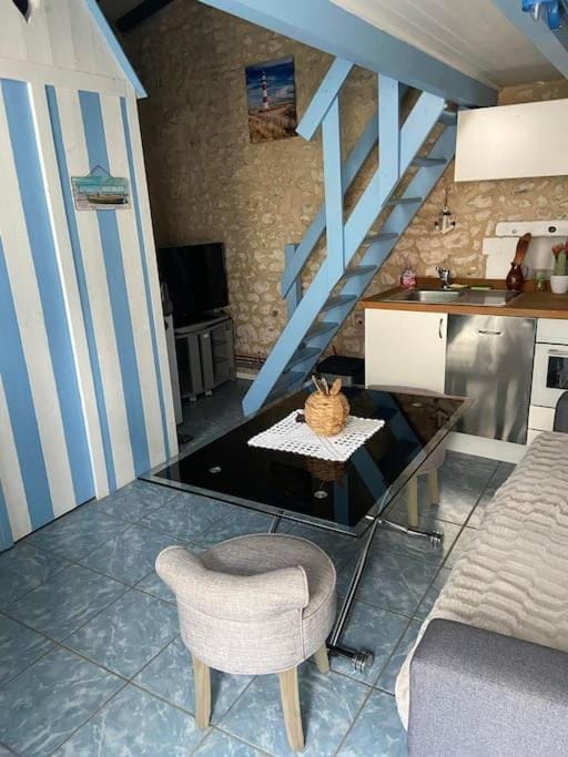 Location Mortagne -Sur Gironde Apartment in Nouvelle-Aquitaine