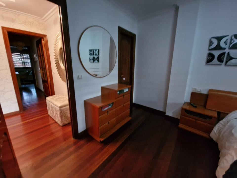 TV and multimedia, Bedroom, wardrobe