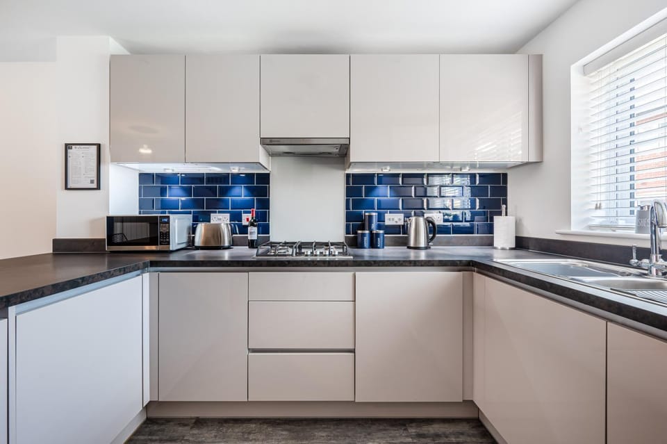 Kitchen or kitchenette, dishwasher, minibar, pet friendly, stove, toaster