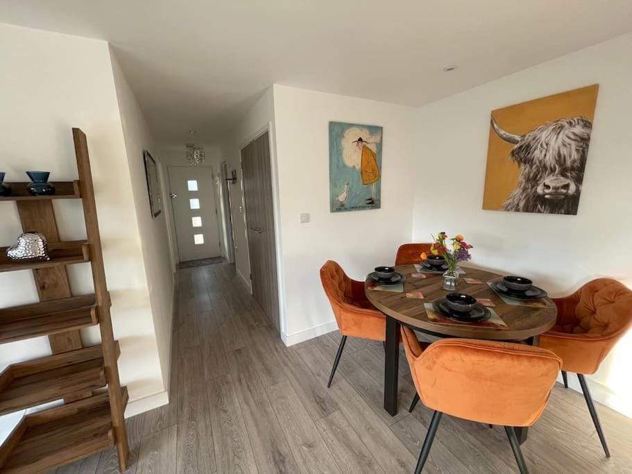 Gorgeous modern furnished cabin in Steyning Cabin in Steyning