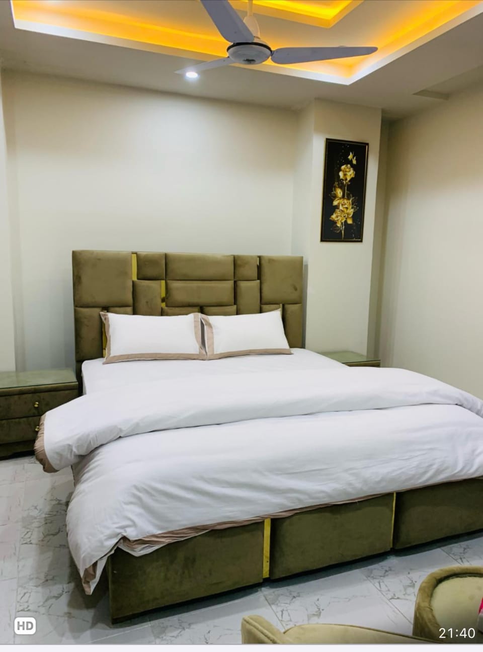 Chic 1-Bed Retreat Your Ideal Urban Escape Awaits Discover Comfort & Convenience in the Heart of Bahria Hub Commercial Book Now Apartment in Islamabad